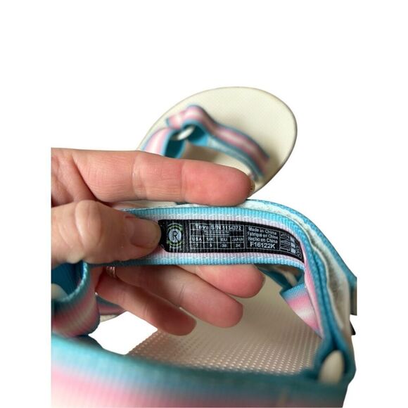 TEVA SANDALS UNIVERSAL GRADIATE WHITE PINK Blue size 7 - Picture 3 of 8